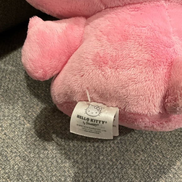 Hello Kitty by Sanrio in Pink Medium Size - Picture 5 of 5
